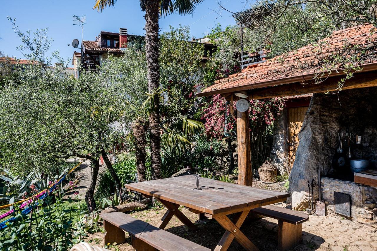 La Fattoria Di Nonna Eugenia Bed & Breakfast เลริชี ภายนอก รูปภาพ