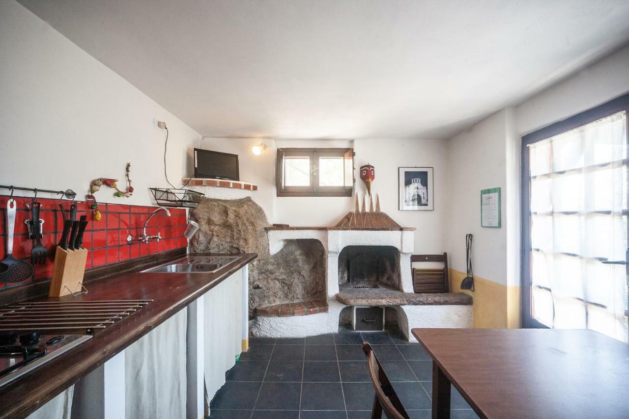 La Fattoria Di Nonna Eugenia Bed & Breakfast เลริชี ภายนอก รูปภาพ