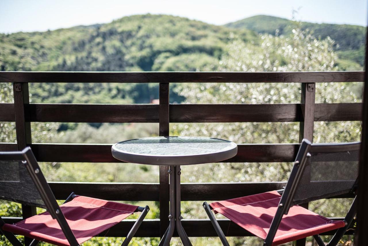 La Fattoria Di Nonna Eugenia Bed & Breakfast เลริชี ภายนอก รูปภาพ